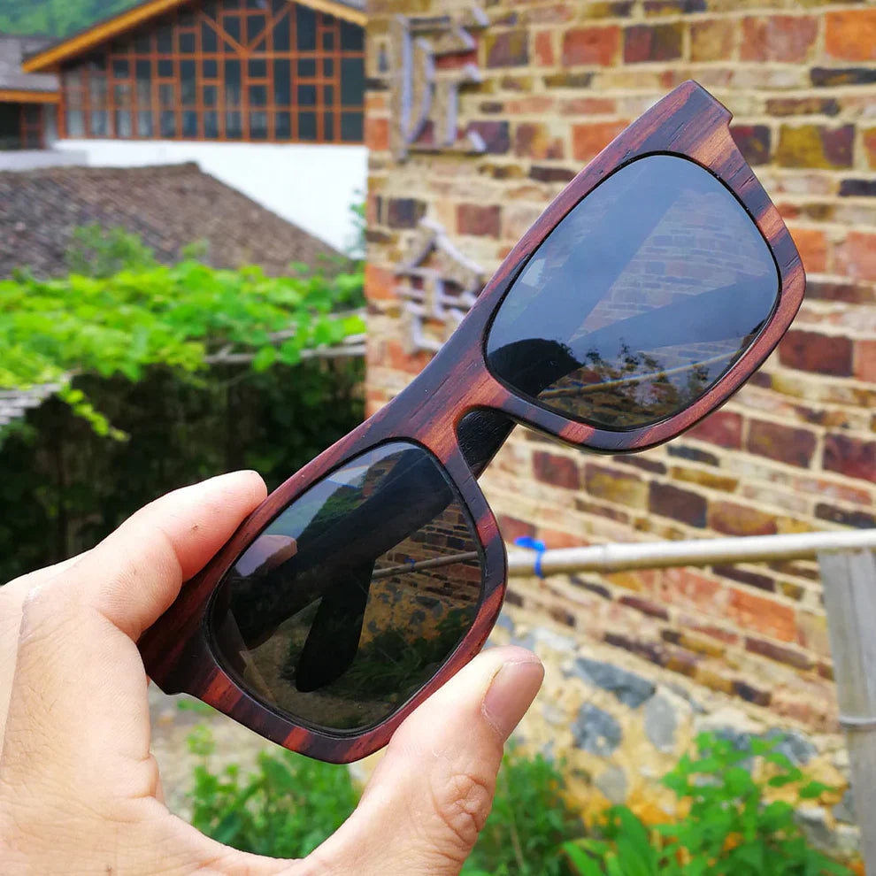 Why Do Your Large Eyeglasses Keep Sliding Down? (And How Takemoto Fix It)
