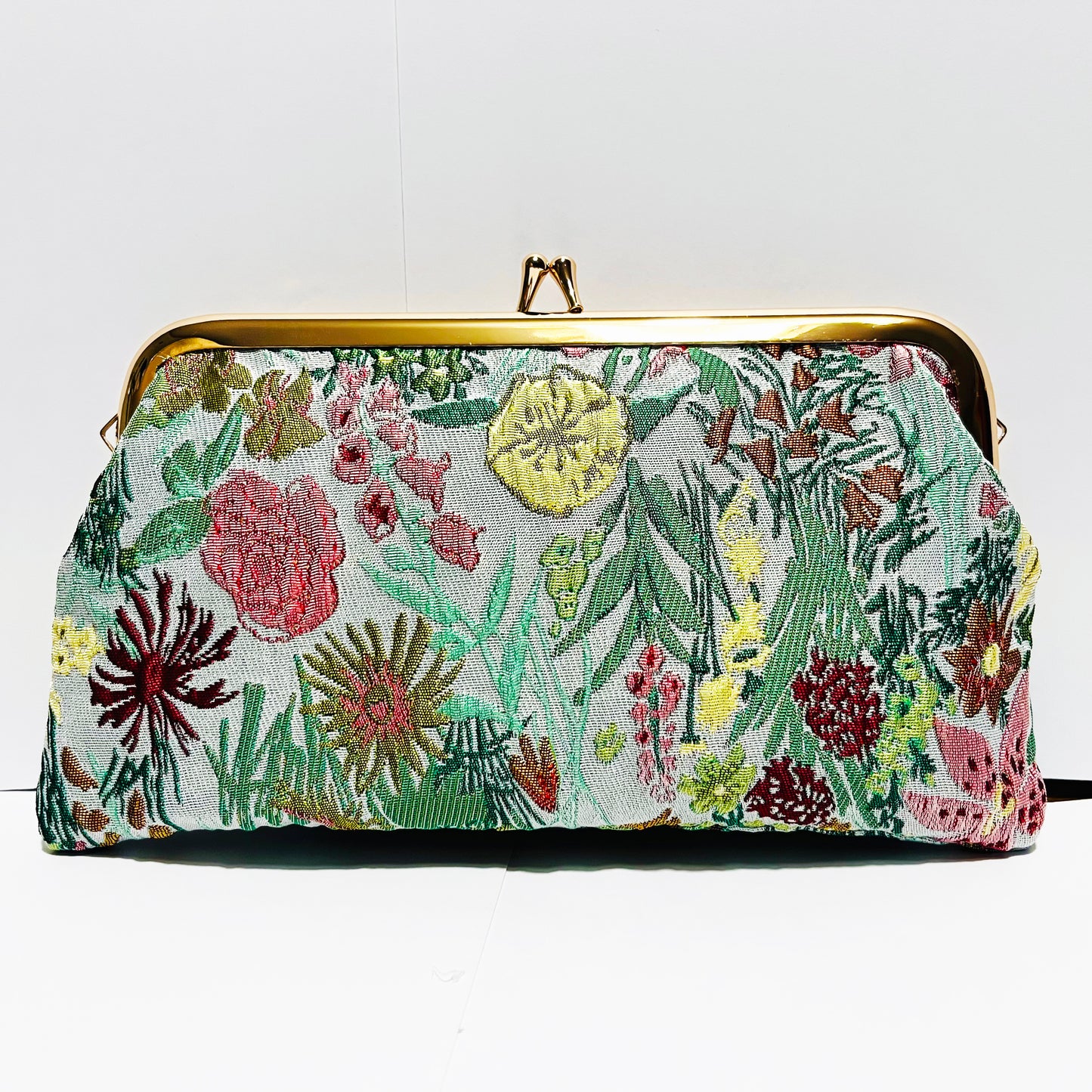 women's Eco-Luxury Handmade Rattan purse (wholesale)