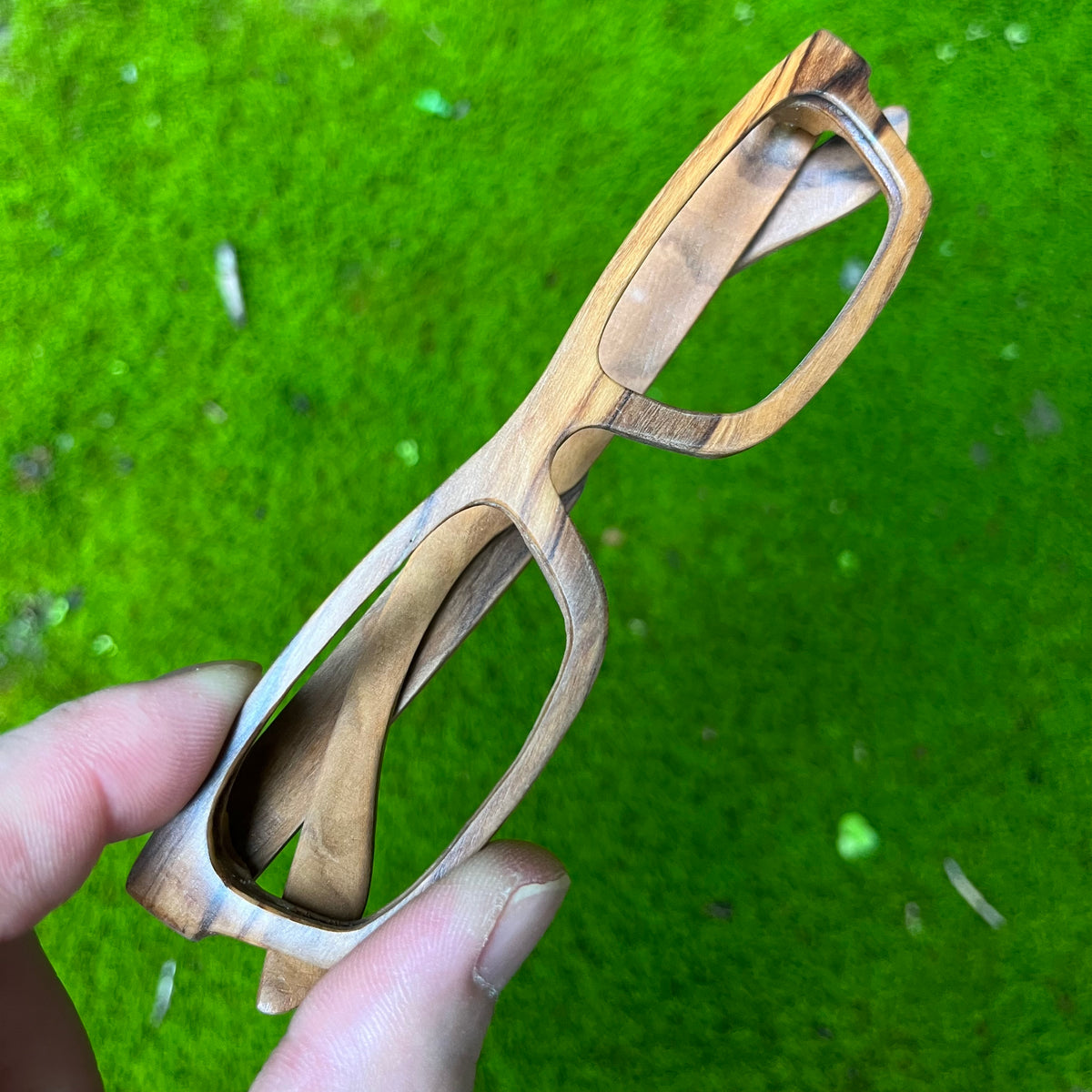 olive wood LOVE-WOOD