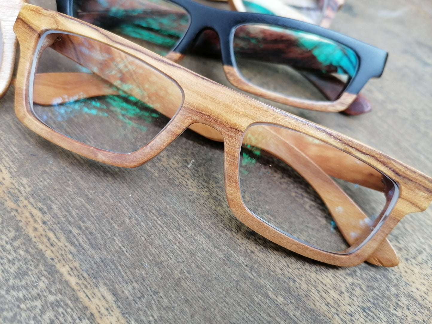 olive wood KNIGHT